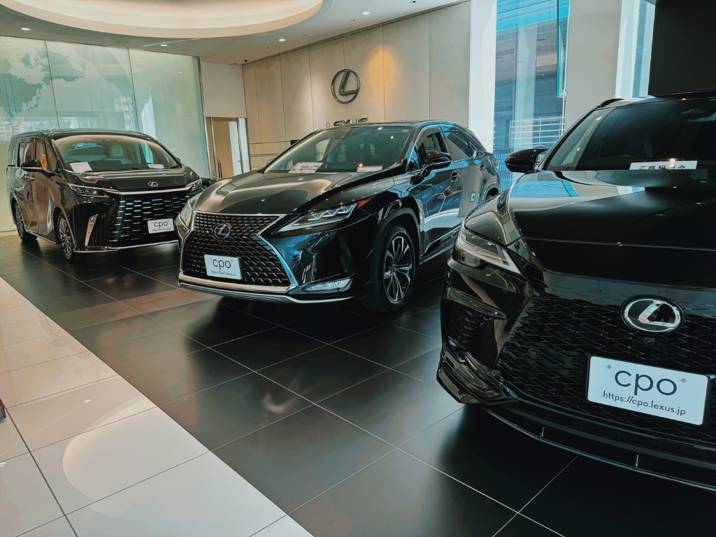 レクサス認定中古車 施工例1